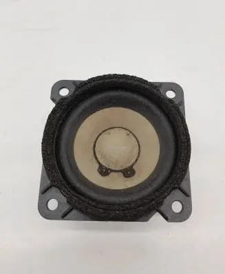 Infiniti Q30 Panel speaker 5635052700 281533TA0A 2996472010