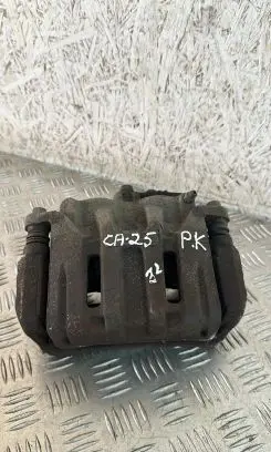 Honda CR-V Front brake caliper