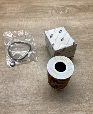 Ford Mondeo MK IV Oil filter cover 1343102 4S7J6744AA