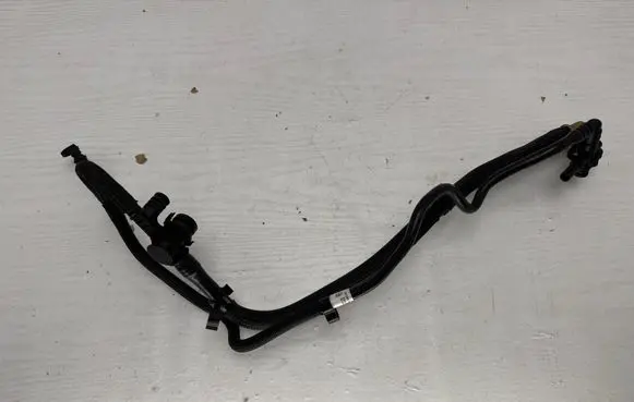 Mercedes-Benz A W177 AMG Vacuum line/pipe/hose A1390102502 A139010