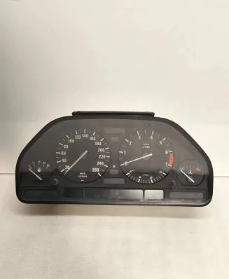 BMW 5 E34 Speedometer (instrument cluster) 1389567 02240310038 10008432028