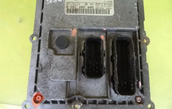Smart ForTwo I Engine control unit/module 0261205005