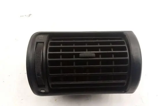 Audi A4 S4 B5 8D Dash center air vent grill 8D1820902