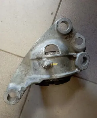 Chevrolet Volt II Rear axle beam mounts housing 23323794