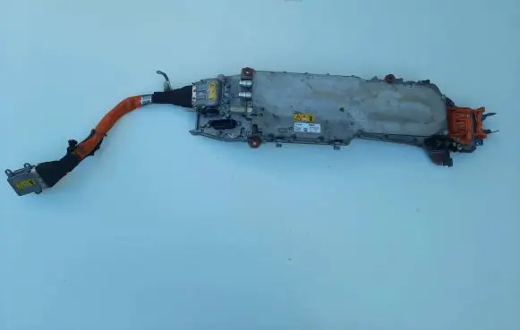 BMW 5 F10 F11 Hybrid / electric car battery 7640897 12B103000048 20120412