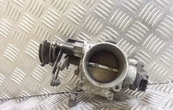 Subaru Legacy Throttle valve SERA48306