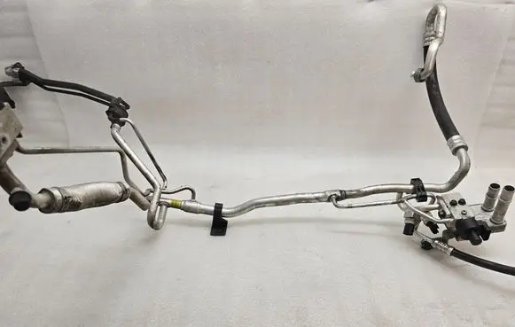Air conditioning (A/C) pipe/hose
