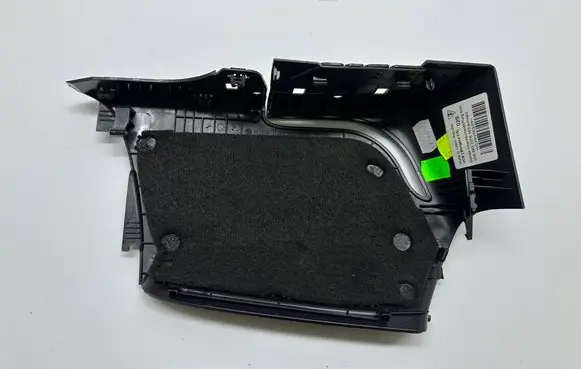 Porsche Macan (95B) (B) pillar trim (top) 95B863337 40E4161
