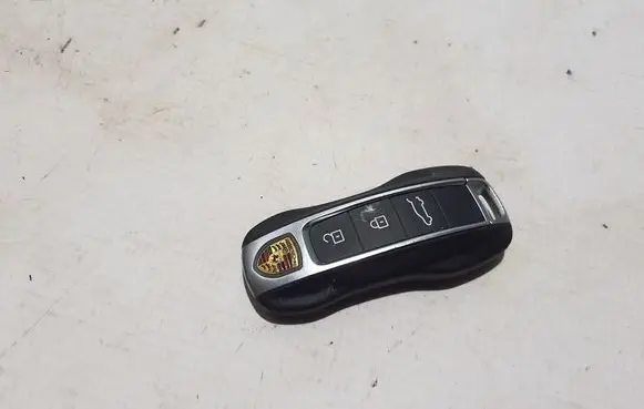 Porsche Cayenne (9Y0 9Y3) Ignition key/card 9Y0959753AH
