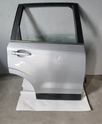 Subaru Forester SJ Rear door