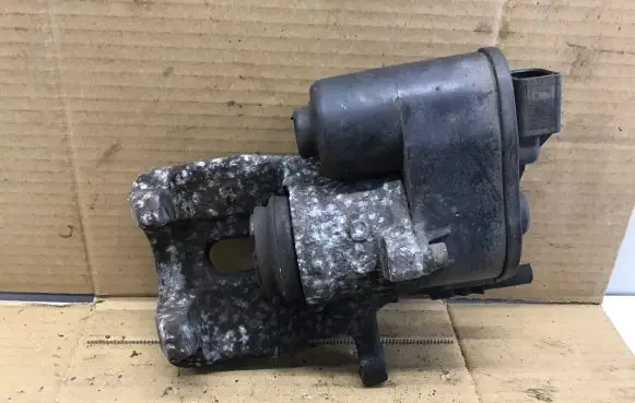 Volvo V60 Rear brake caliper 32355158