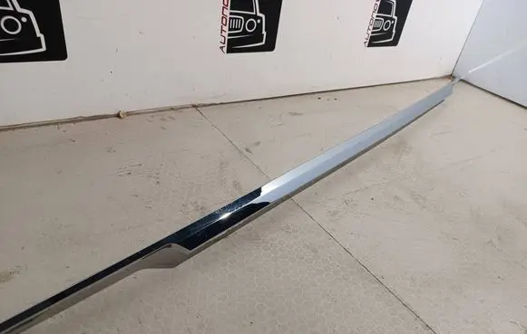 Volkswagen Tiguan Rear bumper trim bar molding 5NA8538352ZZ 95X2968