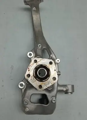 Audi Q8 Front wheel hub spindle knuckle