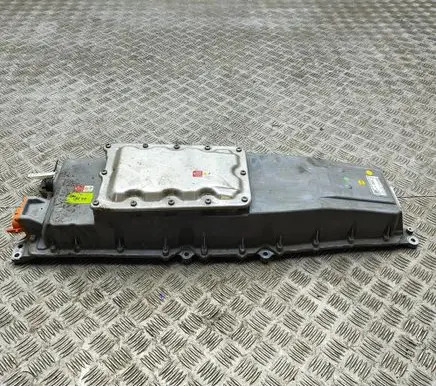 Porsche Taycan 9J1 Voltage converter inverter 9J1915251AJ