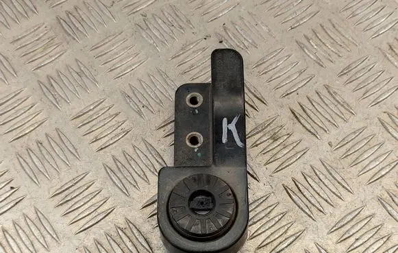 Opel Astra K Radiator mount bracket 13466590 688437545