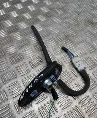 Hyundai Santa Fe Aerial GPS antenna 962102W100