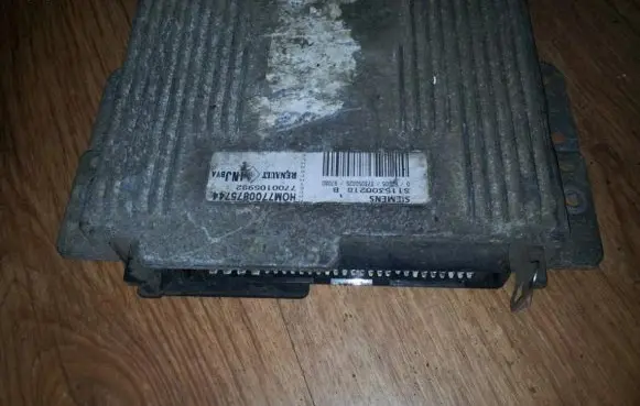 Renault Scenic I Engine control unit/module s115400218b