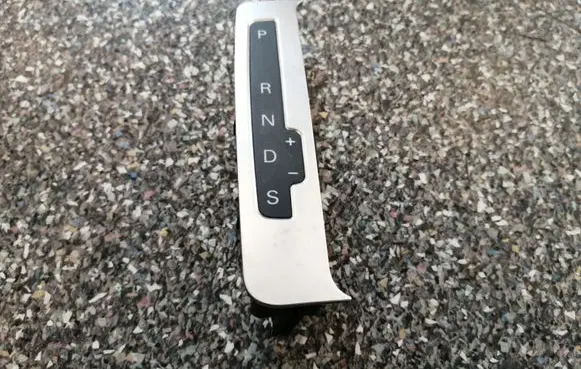 Audi A6 S6 C6 4F Gear shift selector indicator 4F1713463D