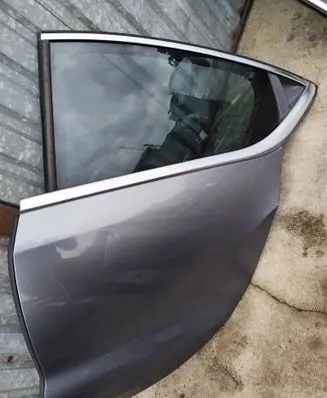 Rear door
