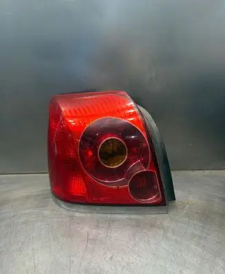 Toyota Avensis T250 Rear/tail lights 89028759
