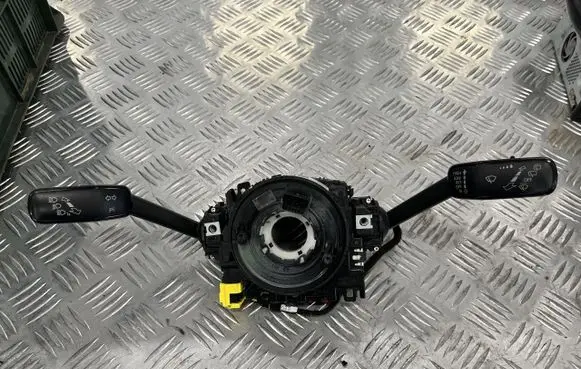 Volkswagen Touran III Headlight wiper switch 5Q0953507FT