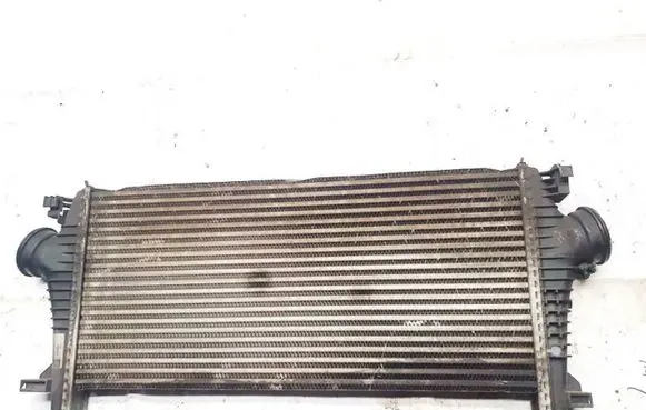 Opel Insignia A Intercooler radiator 22829850 cn686001