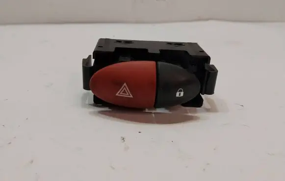 Renault Master III Hazard light switch 252100991R