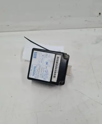 Toyota Yaris Door control unit/module 8974152020