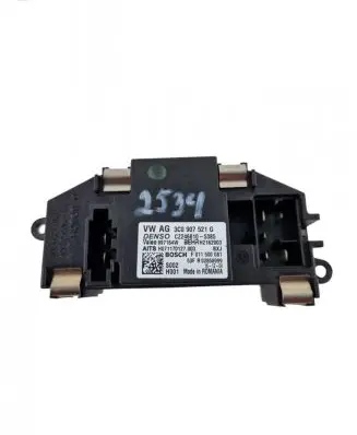 Skoda Yeti (5L) Heater blower fan relay 3C0907521G