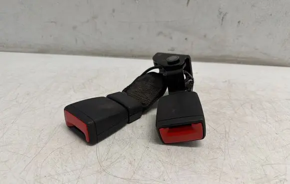 Skoda Kamiq Rear seatbelt buckle 654857739B 270421 3108495