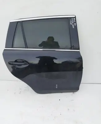 Mazda 6 Rear door