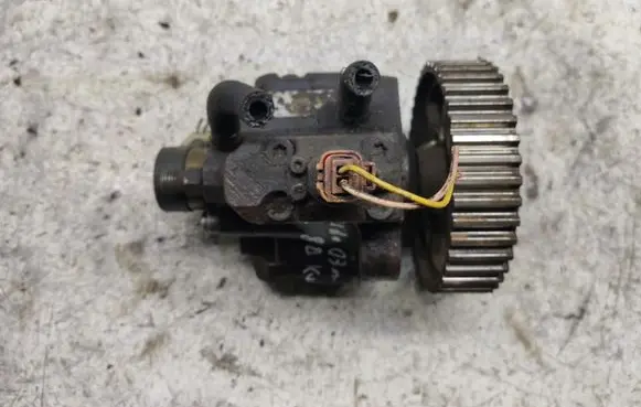 Fiat Scudo Fuel injection high pressure pump 0445010021