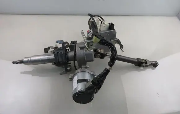 Steering wheel axle set
