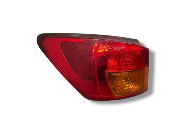 Lexus IS 220D-250-350 Rear/tail lights