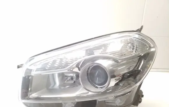 Nissan Qashqai Headlight/headlamp 26060BR62A 5DV00961000