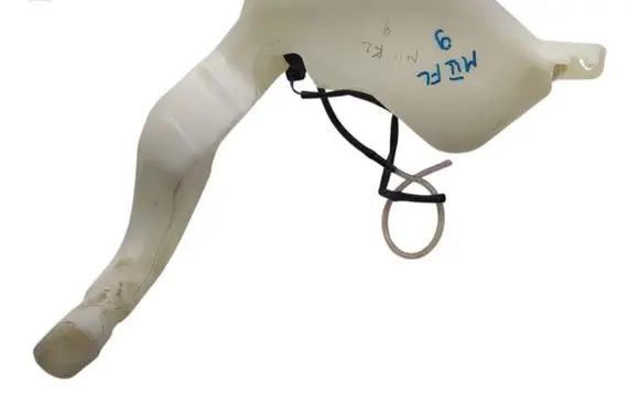 Renault Master II Windshield washer fluid reservoir/tank 8200146985 ZBIORNICZEK