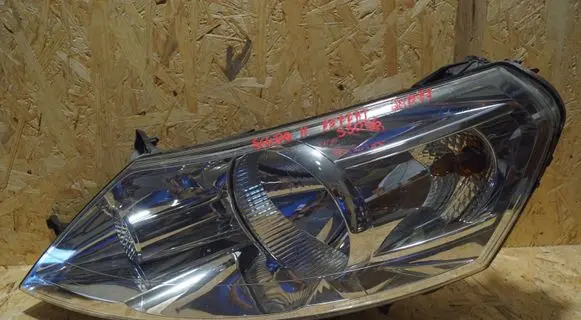 Citroen Jumpy Headlight/headlamp 89902607