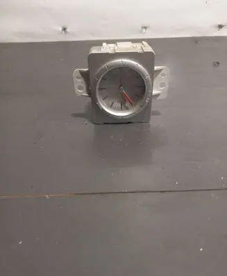 Mitsubishi Outlander Clock MR979796 2990