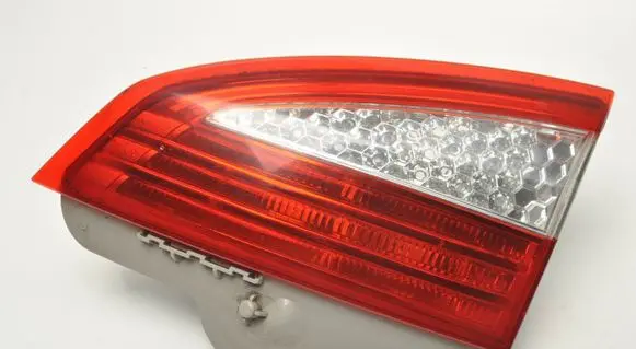 Ford Mondeo MK IV Tailgate rear/tail lights 7S7113A602B