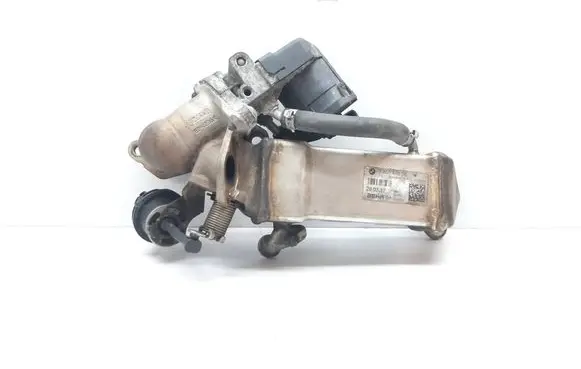 BMW X5 E70 EGR valve cooler 7805446