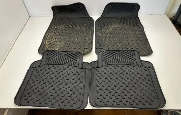 Volkswagen Golf VI Car floor mat set 