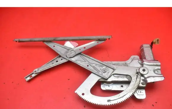 Toyota Corolla E120 E130 Front door window regulator with motor 
