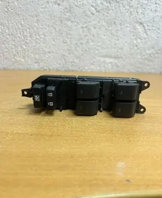 Lexus CT 200H Other switches/knobs/shifts 8404060160 F5321