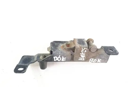 Opel Vivaro Sliding door bottom rail 