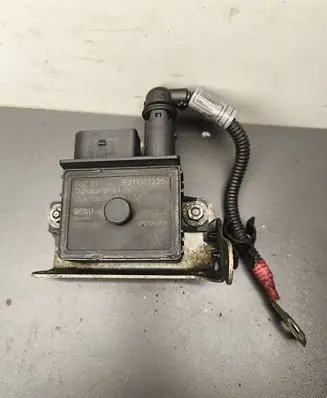 BMW 3 E90 E91 Glow plug pre-heat relay E2110022358 0007085739 0522120701