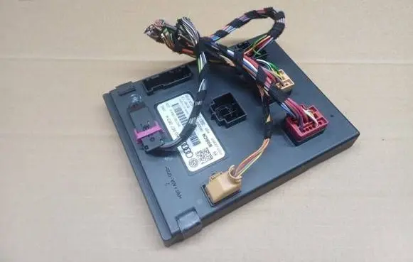 Audi Q5 SQ5 Comfort/convenience module 8K0907063K 06029001 F005V00855