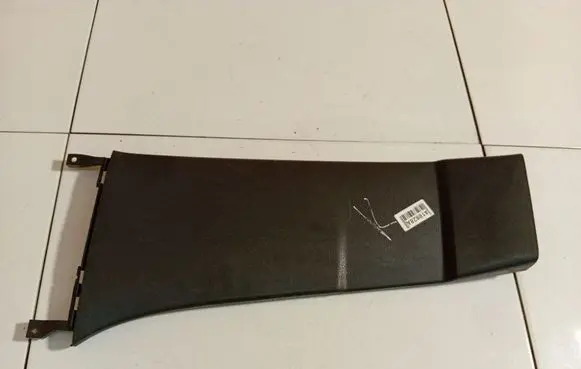 Volkswagen Polo IV 9N3 (B) pillar trim (top) 6q4867297B