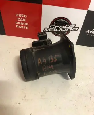 Audi A4 S4 B5 8D Mass air flow meter 058133471