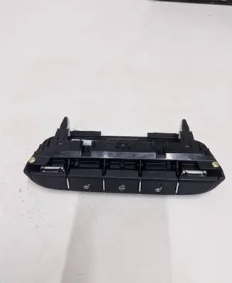 KIA Xceed A set of switches 93315J7010 20221116