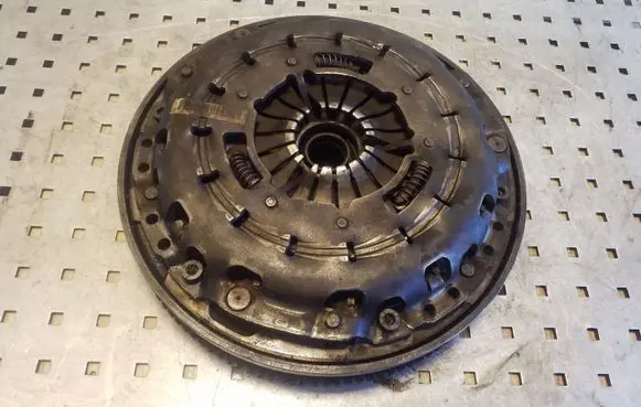 BMW X3 E83 Clutch set kit 21217545068